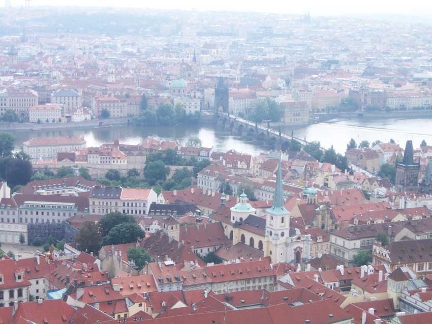 写真6 プラハ市街.jpg
